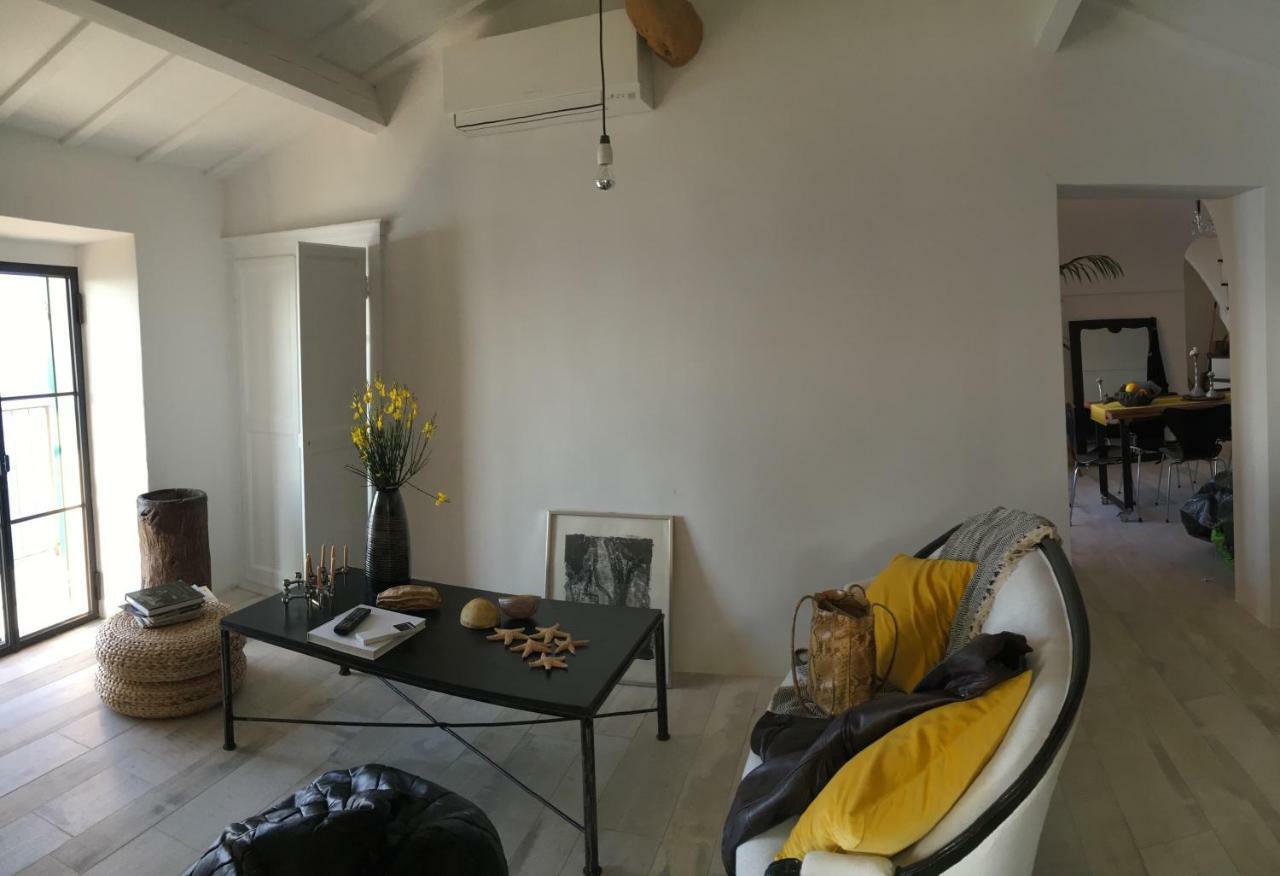 House In Grimaldi. Spectacular View Over The French Riviera! Грималди Екстериор снимка