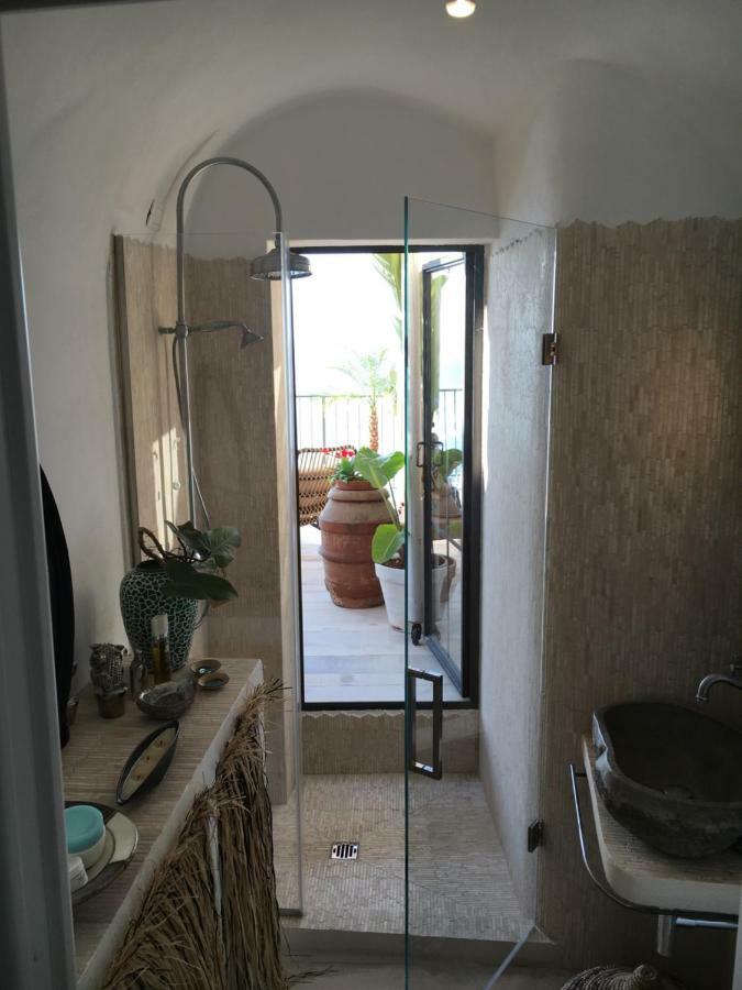 House In Grimaldi. Spectacular View Over The French Riviera! Грималди Екстериор снимка